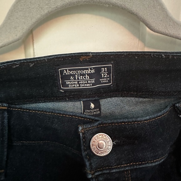 Abercrombie & Fitch Simone High Rise Super Skinny - Picture 4 of 4